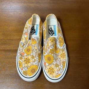 Women’s 7.5 vans shoes